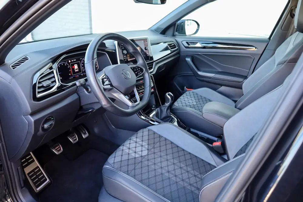 Volkswagen T-Roc 1.0 TSI 110pk R-Line | Achteruitrijcamera | uit 2022, foto 12