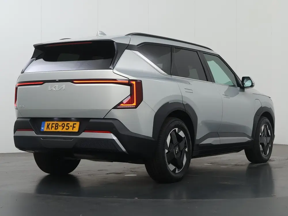Kia EV5 Air 81.4 kWh BESCHIKBAAR VANAF 01-12-2026 uit 2026, foto 2