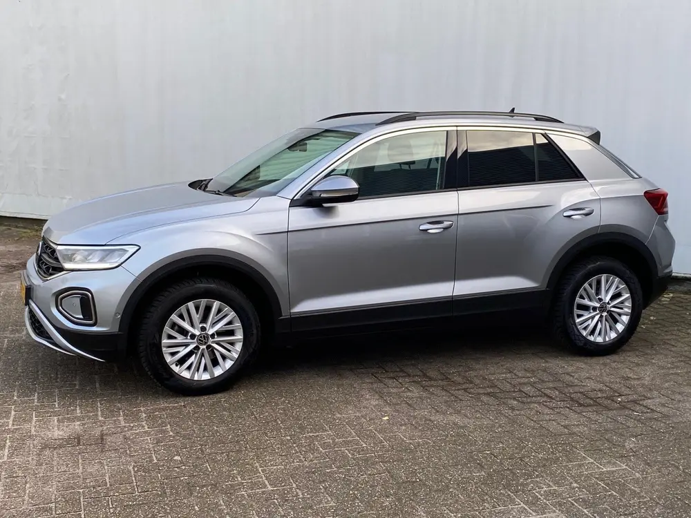 Volkswagen T-Roc 1.5 TSI Life Business Carplay / Stl.verw uit 2022, foto 3