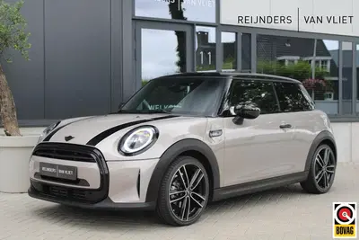 Mini Cooper 1.5 Camden Edition uit 2021
