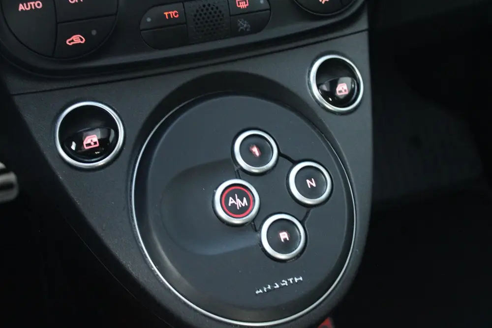 Abarth 595 Competizione 70th Anniversary 1.4 T-Jet | Pan.Dak uit 2020, foto 10