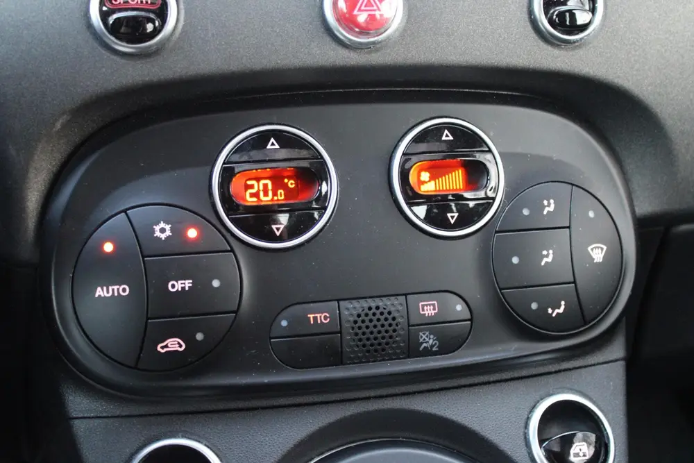 Abarth 595 Competizione 70th Anniversary 1.4 T-Jet | Pan.Dak uit 2020, foto 9