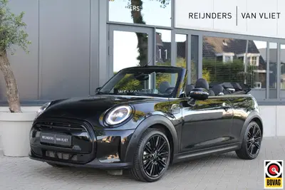 Mini Cooper 1.5 Cabriolet Classic uit 2023