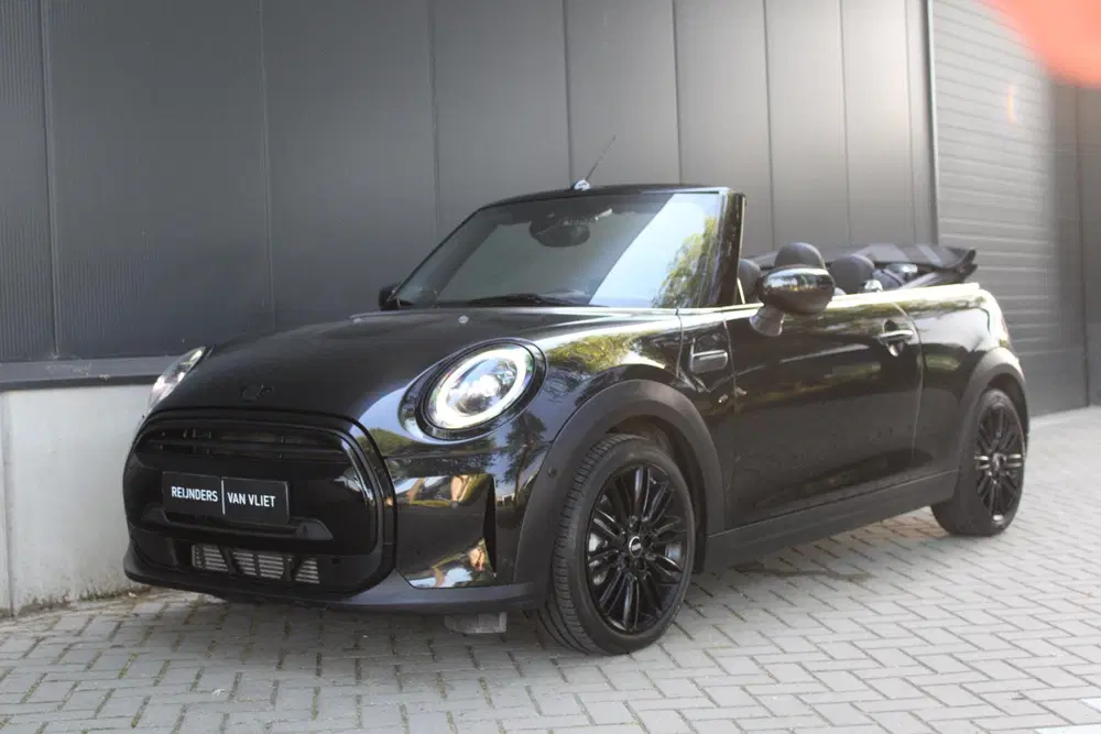 Mini Cooper 1.5 Cabriolet Classic uit 2023, foto 15
