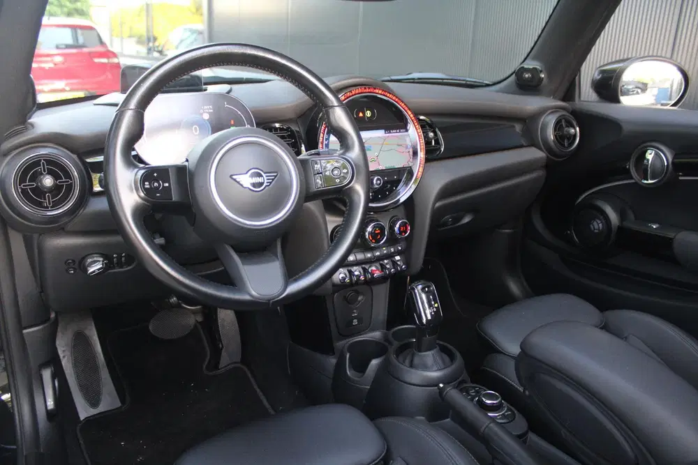 Mini Cooper 1.5 Cabriolet Classic uit 2023, foto 7