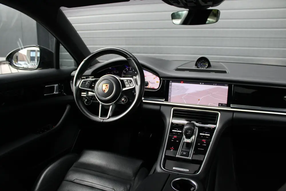 Porsche Panamera 4 E-Hybrid 2.9-V6 uit 2019, foto 3