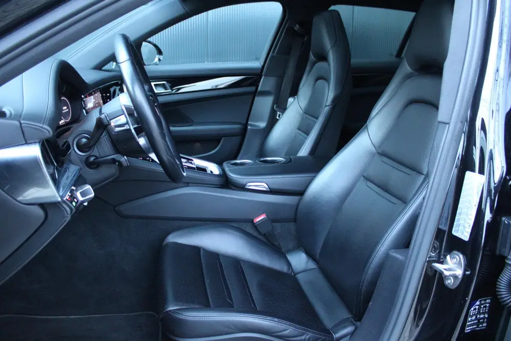 Porsche Panamera 4 E-Hybrid 2.9-V6 uit 2019, foto 4