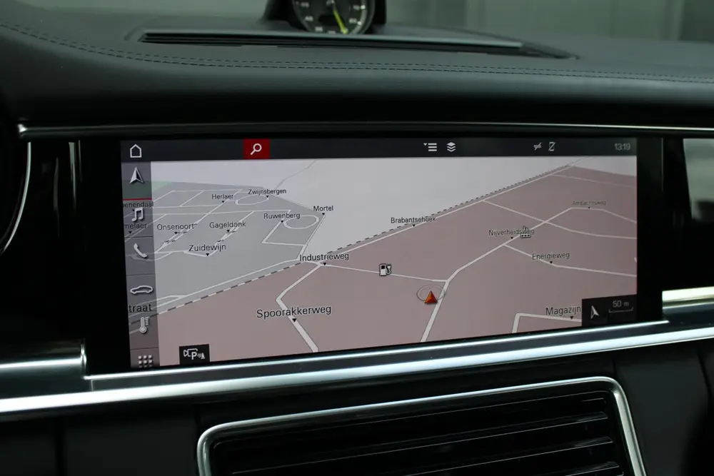 Porsche Panamera 4 E-Hybrid 2.9-V6 uit 2019, foto 8