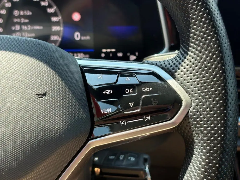 Volkswagen T-Roc 1.0 TSI R-LINE FACELIFT NAVI CAMERA CARPLAY uit 2023, foto 14