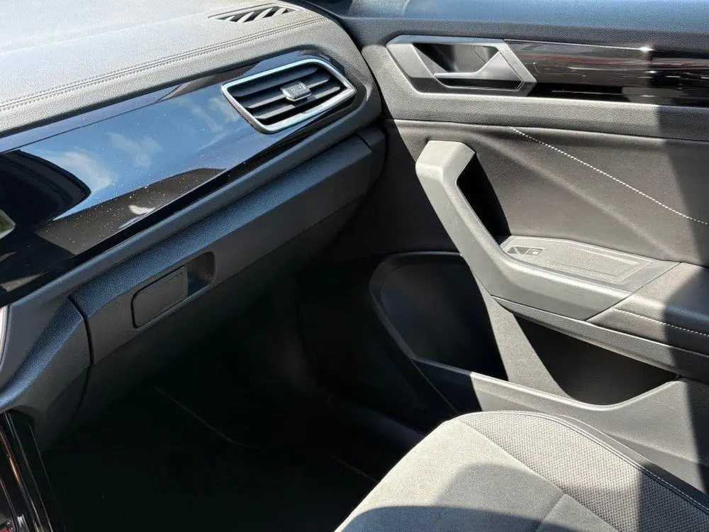 Volkswagen T-Roc 1.0 TSI R-LINE FACELIFT NAVI CAMERA CARPLAY uit 2023, foto 16