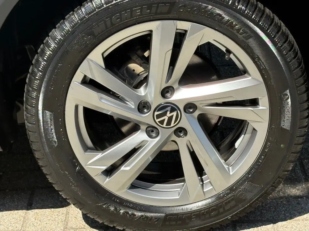 Volkswagen T-Roc 1.0 TSI R-LINE FACELIFT NAVI CAMERA CARPLAY uit 2023, foto 17