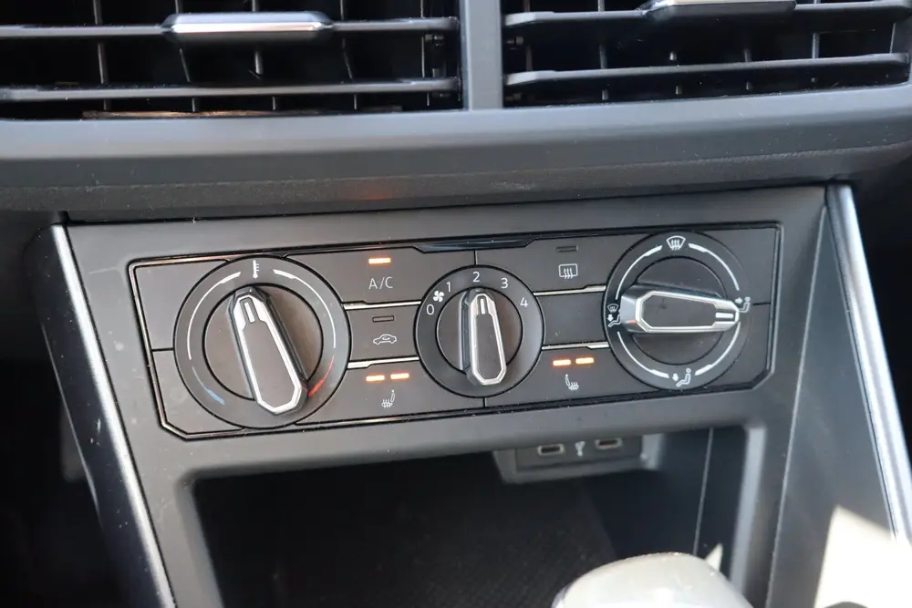 Volkswagen Polo 1.0 TSI Style Automaat/Apple carplay/Stoelve uit 2023, foto 17
