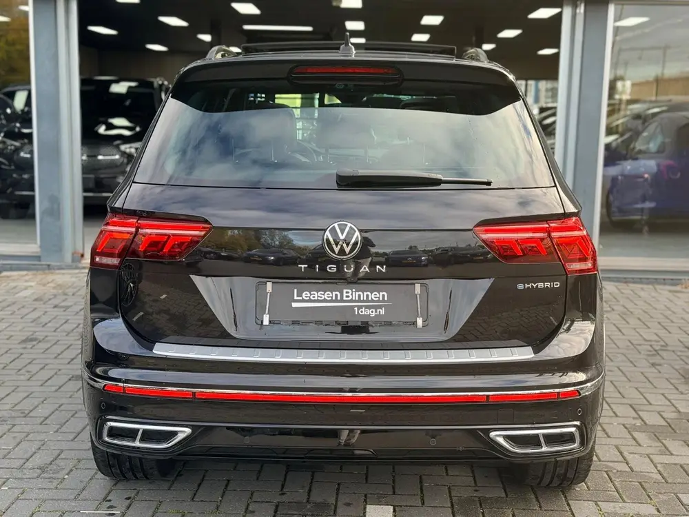 Volkswagen Tiguan 1.4 TSI eHybrid R-Line Pano uit 2021, foto 3