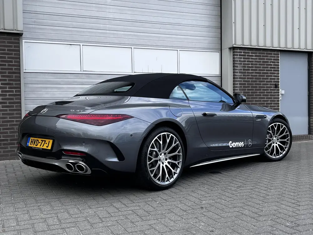 Mercedes-Benz SL 43 uit 2025, foto 4