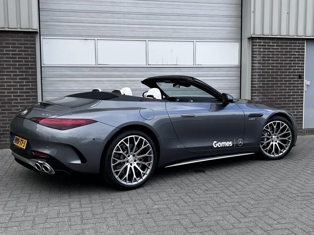 Mercedes-Benz SL 43 uit 2025, foto 9