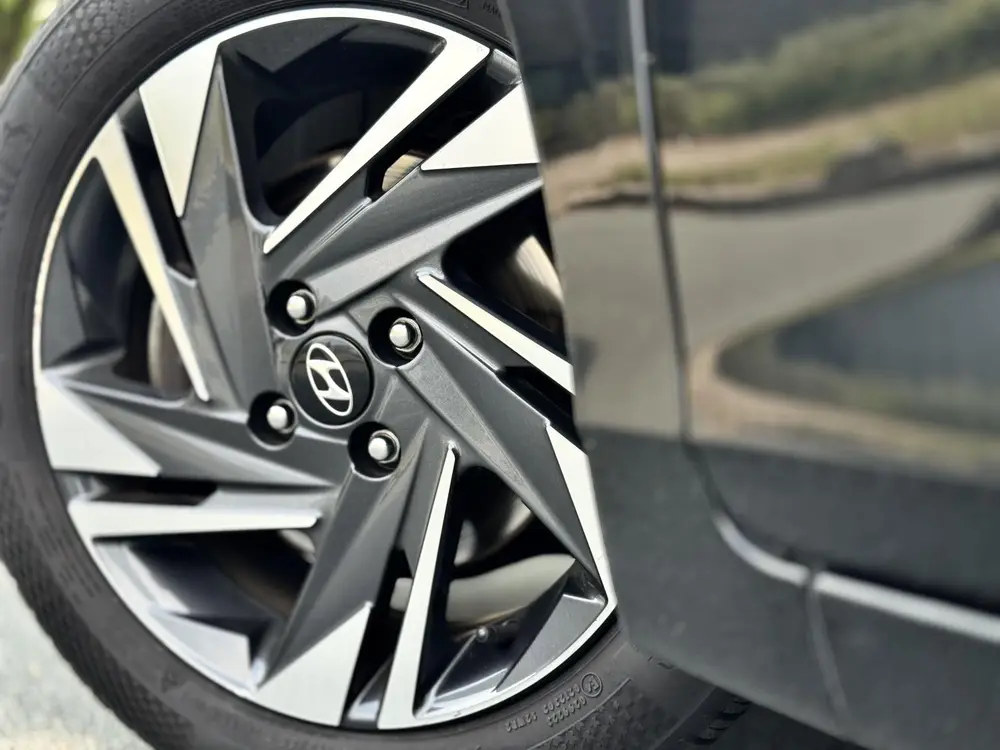 Hyundai i20 1.0 T-GDI Premium BTW AUTO SFEERVERLICHTIN uit 2024, foto 10