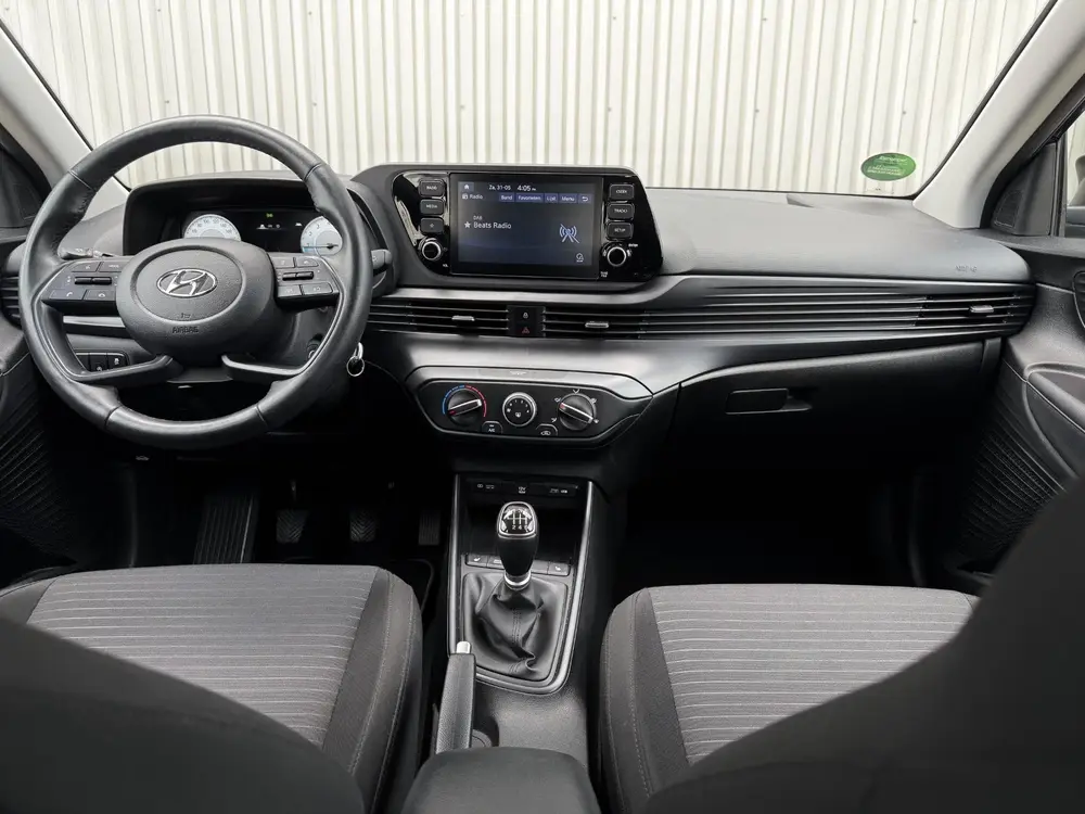 Hyundai i20 1.0 T-GDI Premium BTW AUTO SFEERVERLICHTIN uit 2024, foto 9