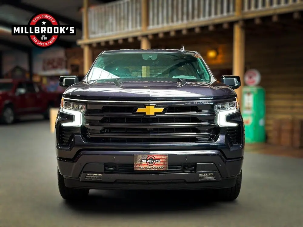 Chevrolet Silverado USA High Country Black Edition 6.2 V8 42 uit 2024, foto 4