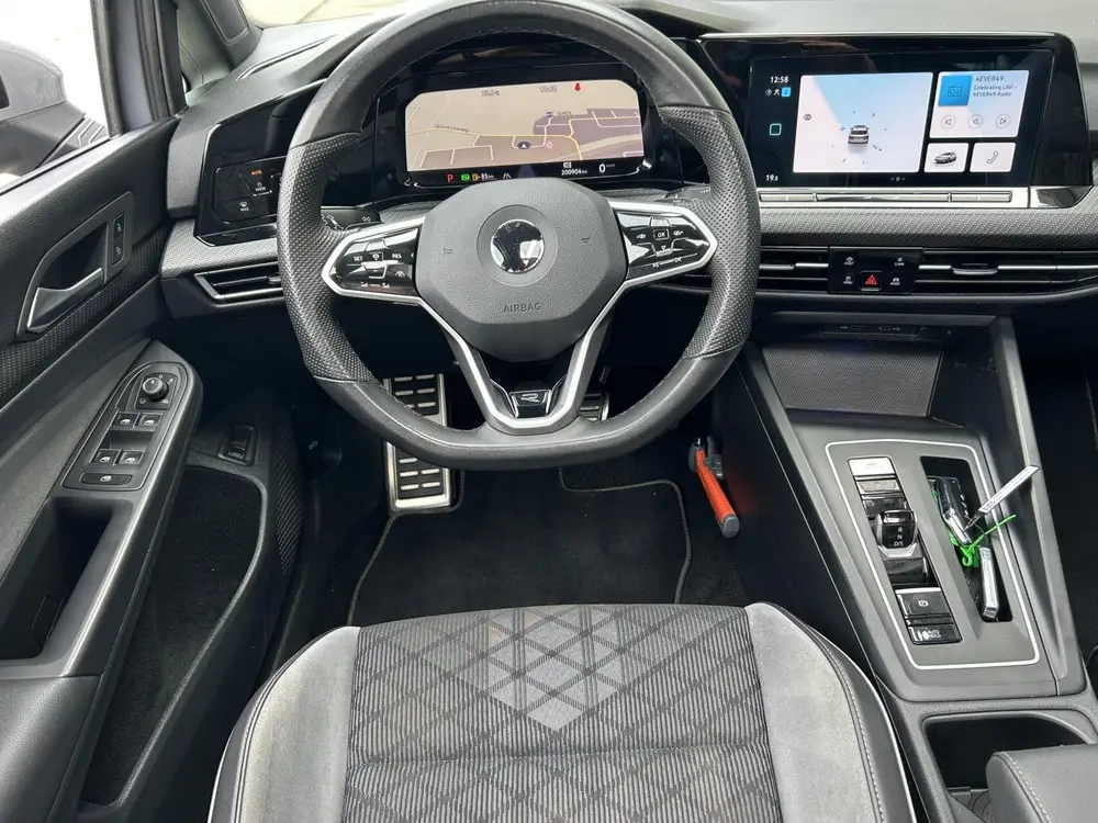 Volkswagen Golf Variant 1.5 DSG AUTOM. 150pk eTSI R-Line PAN uit 2021, foto 12
