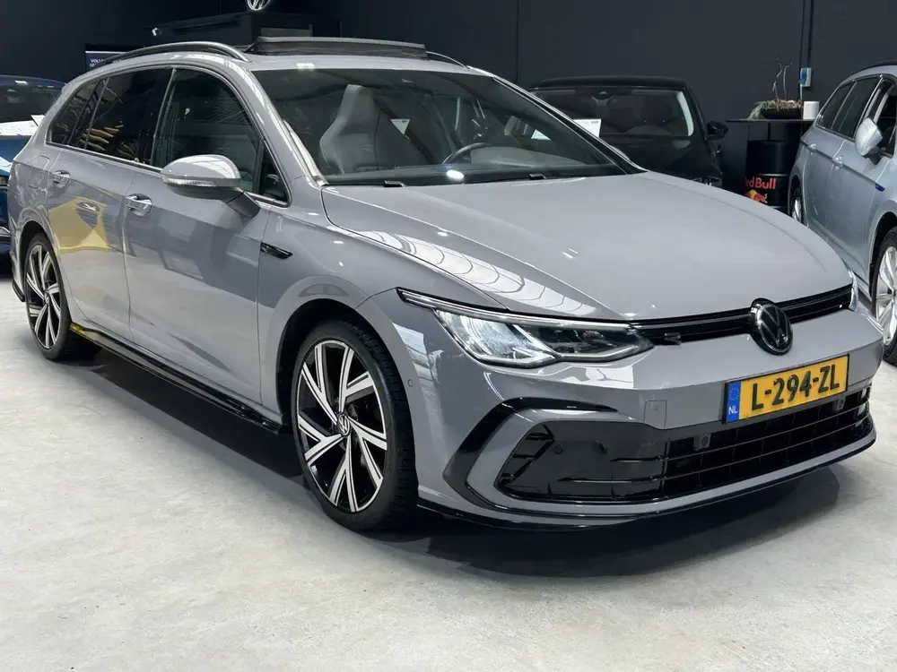 Volkswagen Golf Variant 1.5 DSG AUTOM. 150pk eTSI R-Line PAN uit 2021, foto 4