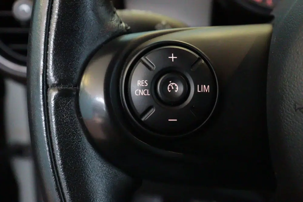 Mini Cooper 1.5 Cooper Business Edition uit 2019, foto 12