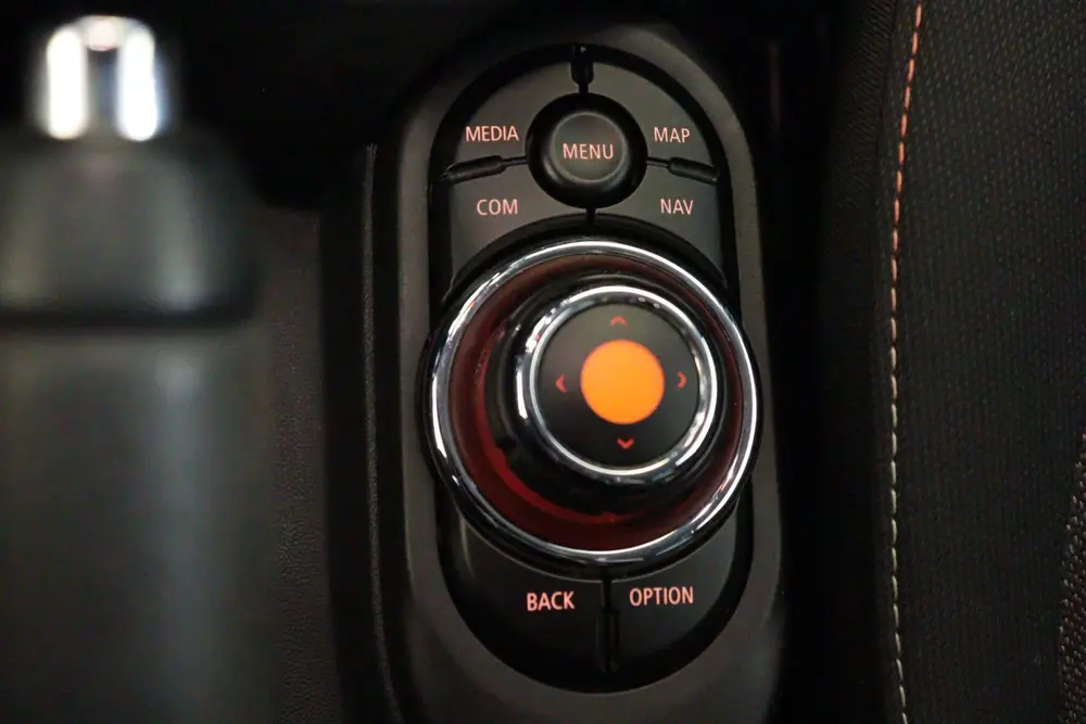 Mini Cooper 1.5 Cooper Business Edition uit 2019, foto 14