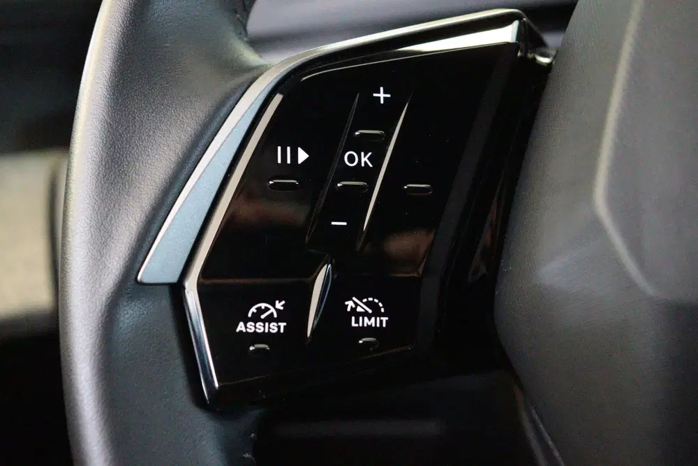 Peugeot 5008 1.2 Hybrid 145 Allure Automaat uit 2025, foto 11
