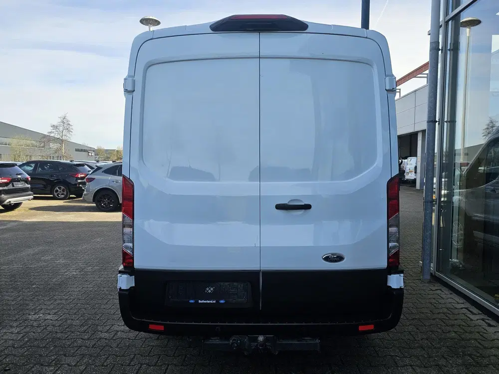 Ford Transit 350 2.0 TDCI L2H2 Trend uit 2023, foto 4