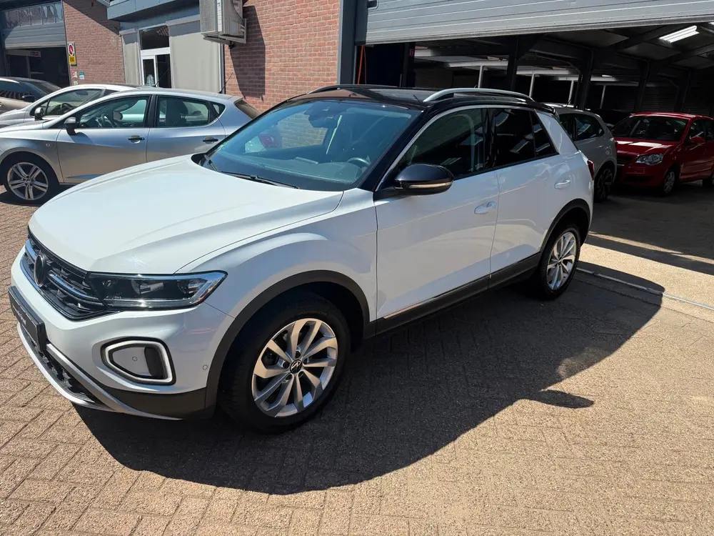 Volkswagen T-Roc 1.5 TSI DSG|ACC/DIGITAAL/TRHK/IQ-LIGHTSKM94 uit 2022, foto 12
