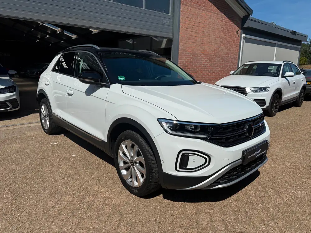 Volkswagen T-Roc 1.5 TSI DSG|ACC/DIGITAAL/TRHK/IQ-LIGHTSKM94 uit 2022, foto 15