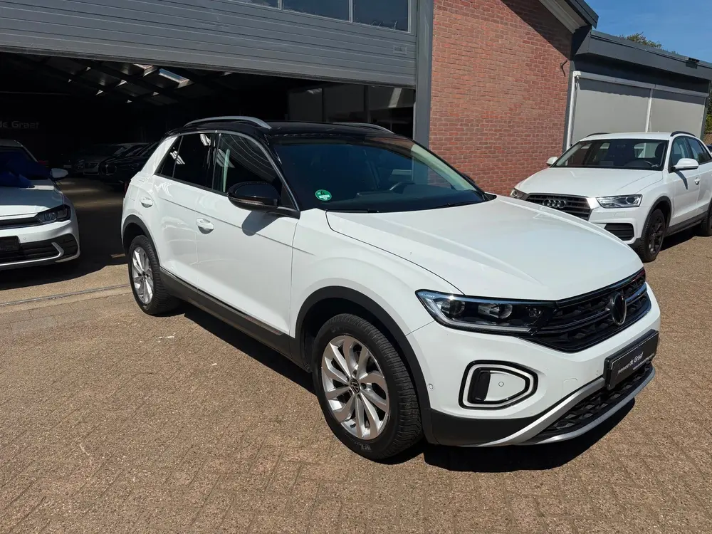 Volkswagen T-Roc 1.5 TSI DSG|ACC/DIGITAAL/TRHK/IQ-LIGHTSKM94 uit 2022, foto 20