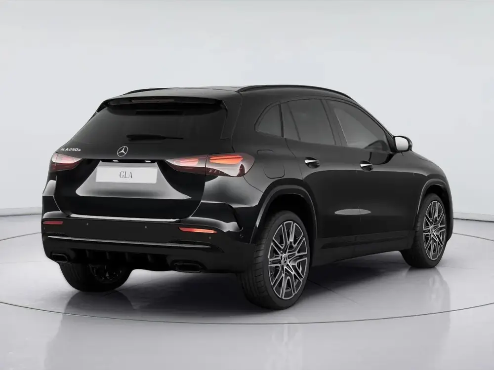 Mercedes-Benz GLA 250 e 140 Years Edition uit 2026, foto 2
