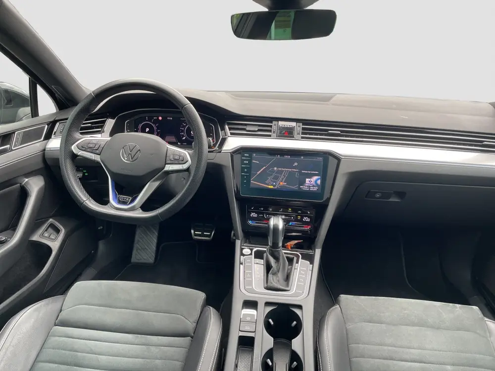 Volkswagen Passat Variant 1.4 TSI PHEV GTE Business Pano/sch uit 2022, foto 2