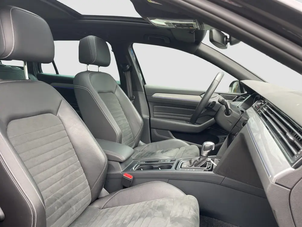 Volkswagen Passat Variant 1.4 TSI PHEV GTE Business Pano/sch uit 2022, foto 4