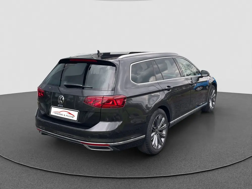 Volkswagen Passat Variant 1.4 TSI PHEV GTE Business Pano/sch uit 2022, foto 6