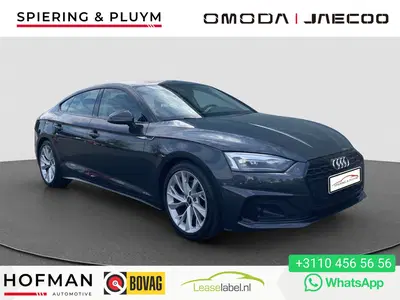 Audi A5 35 TFSI Business Edition Dodehoek uit 2021