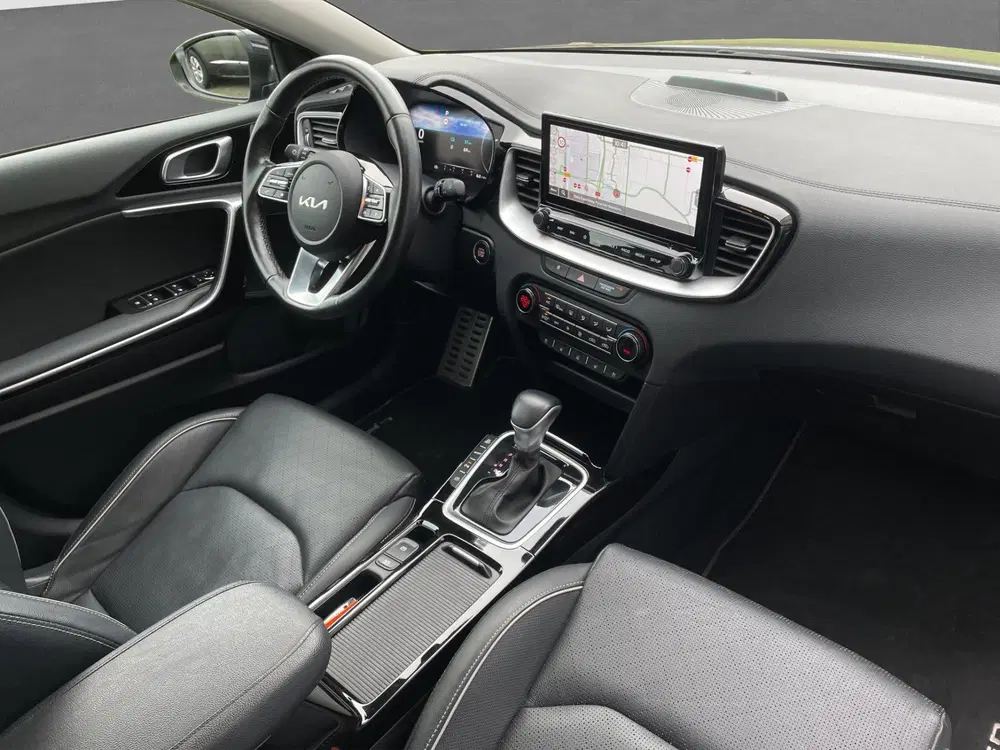 Kia Ceed 1.6 GDI PHEV ExecutiveLine uit 2022, foto 2