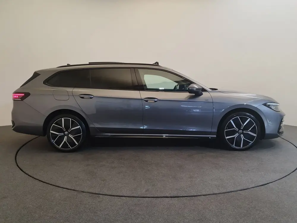 Volkswagen Passat Variant 1.5 eHybrid 272pk DSG/AUT R-Line E uit 2025, foto 6
