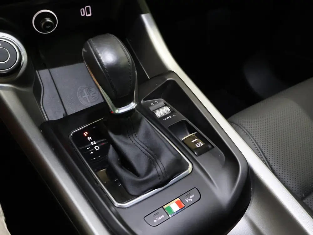 Alfa Romeo Tonale 1.3T PHEV Ti - ACC - H&K - Automaat uit 2023, foto 19