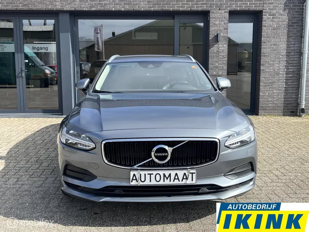 Volvo V90 2.0 T4 Momentum uit 2019, foto 2