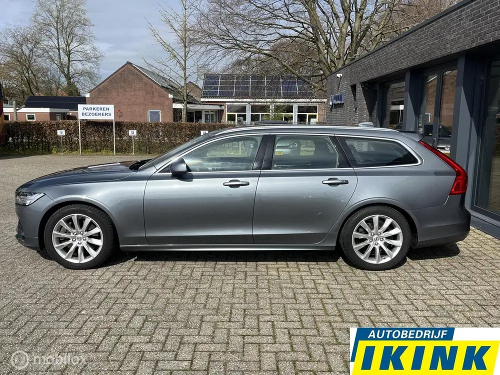 Volvo V90 2.0 T4 Momentum uit 2019, foto 3