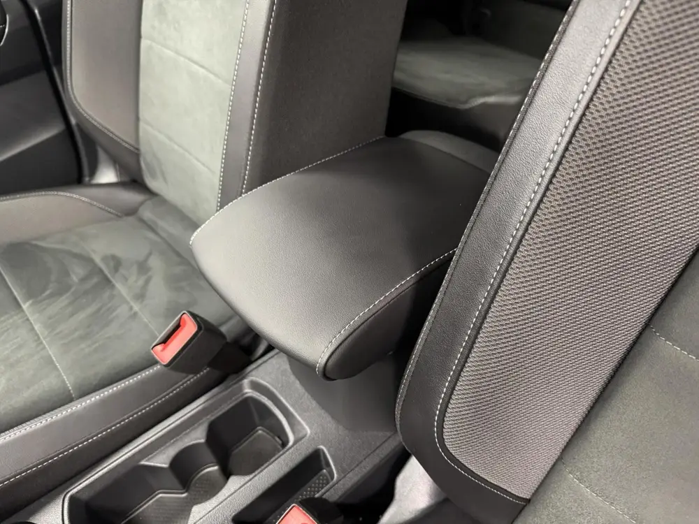 Volkswagen T-Roc 1.5 TSI DSG R-Line Afn.Trekhaak-Navigatie-A uit 2025, foto 15