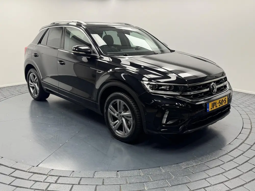 Volkswagen T-Roc 1.5 TSI DSG R-Line Afn.Trekhaak-Navigatie-A uit 2025, foto 2
