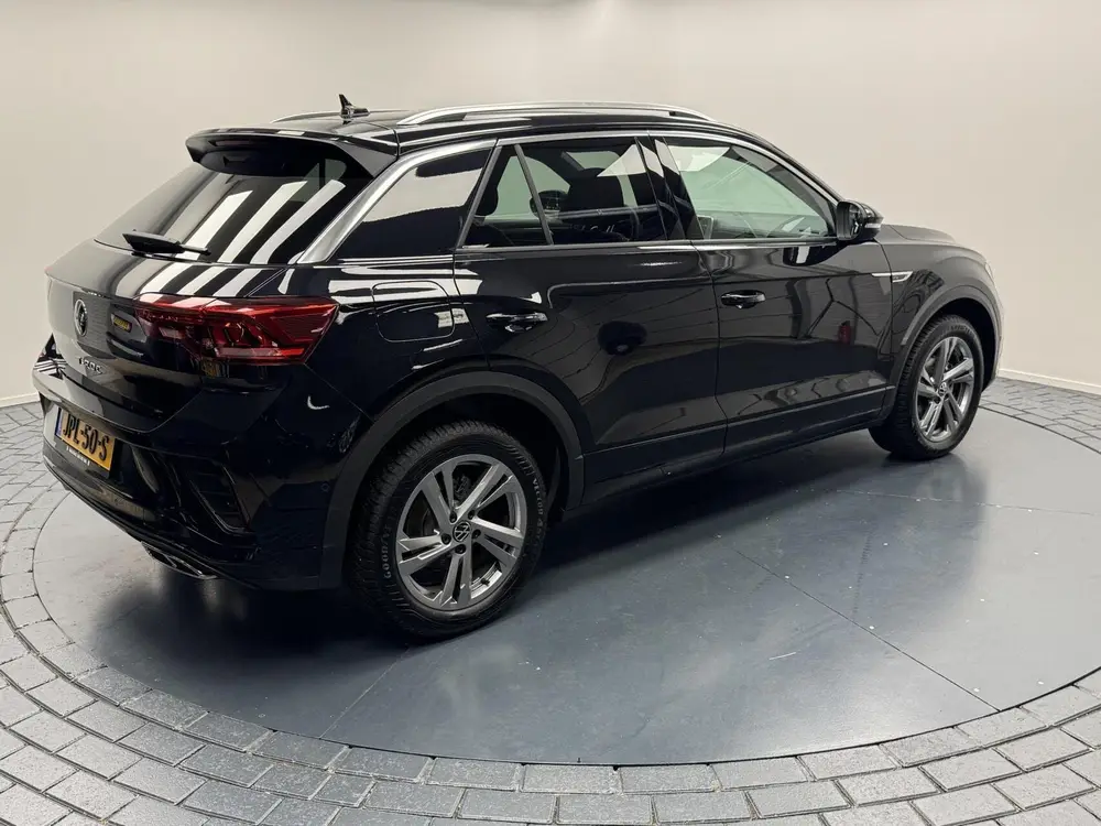 Volkswagen T-Roc 1.5 TSI DSG R-Line Afn.Trekhaak-Navigatie-A uit 2025, foto 3