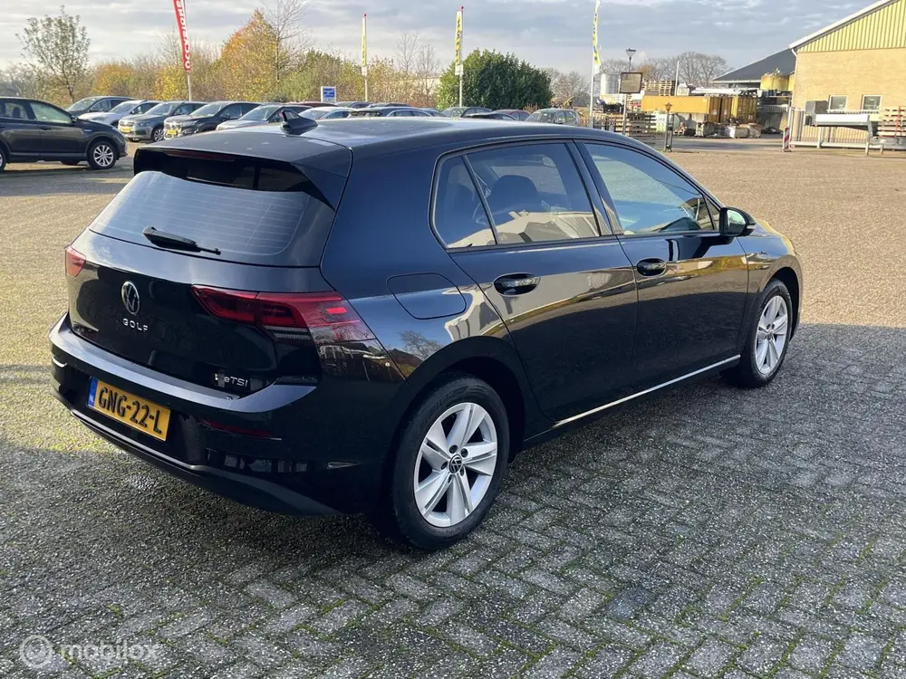 Volkswagen Golf 1.5 eTSI Life Business uit 2022, foto 4