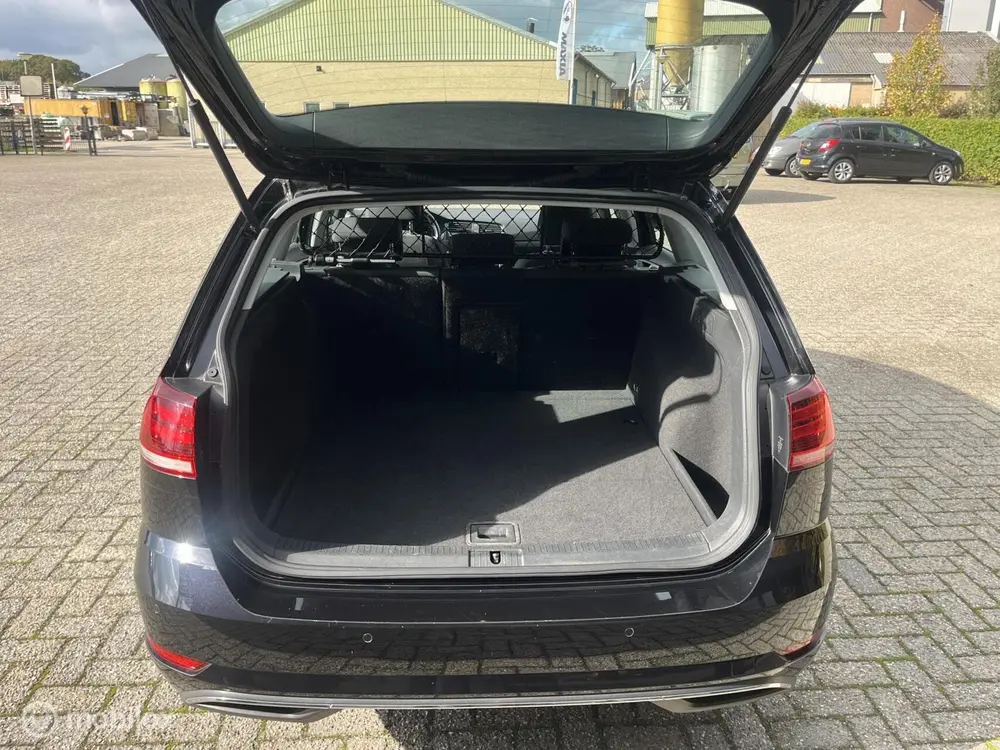 Volkswagen Golf Variant 1.5 TSI Comfortline uit 2019, foto 16