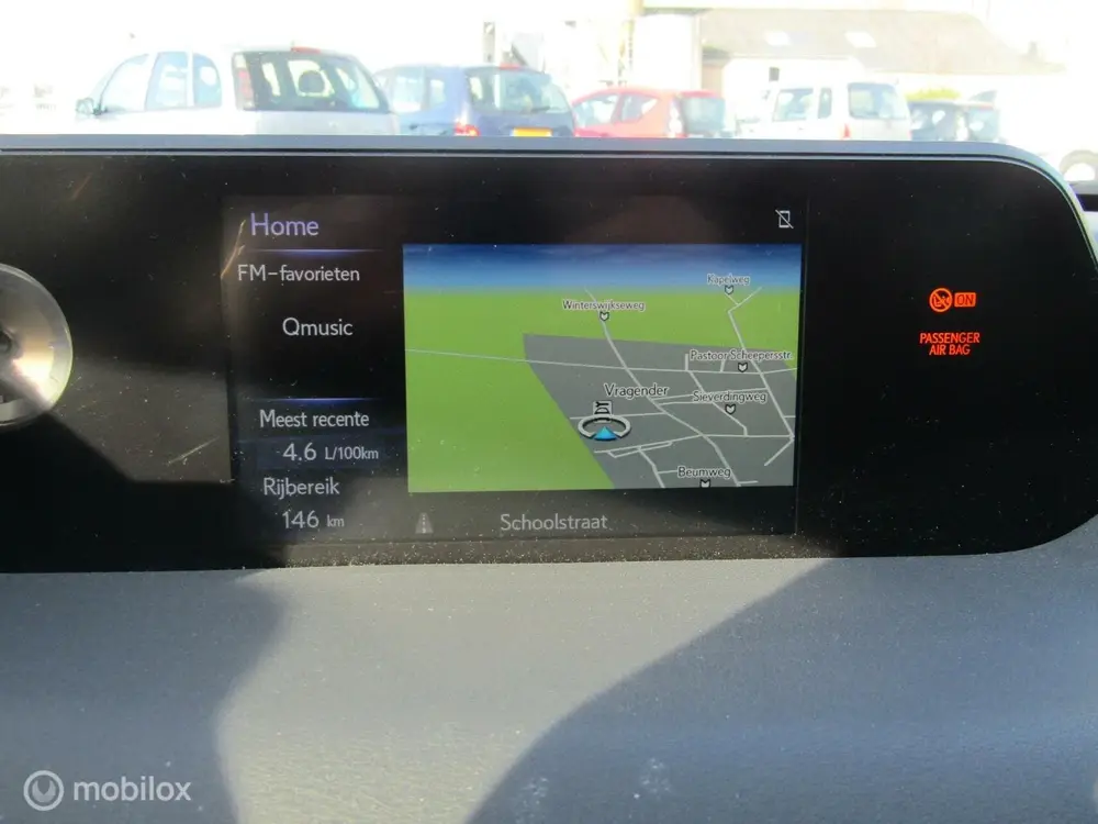 Lexus UX 250h Business Line | Camera, Trekhaak uit 2019, foto 12