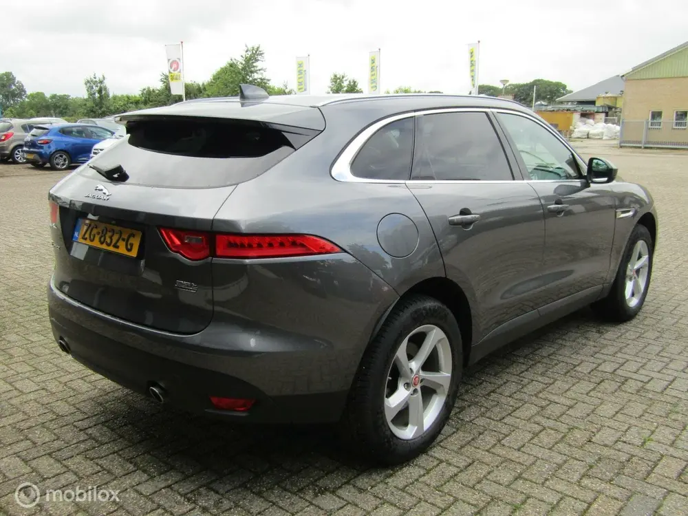 Jaguar F-Pace 2.0t AWD R-Sport | Trekhaak, Winterpakket uit 2019, foto 5