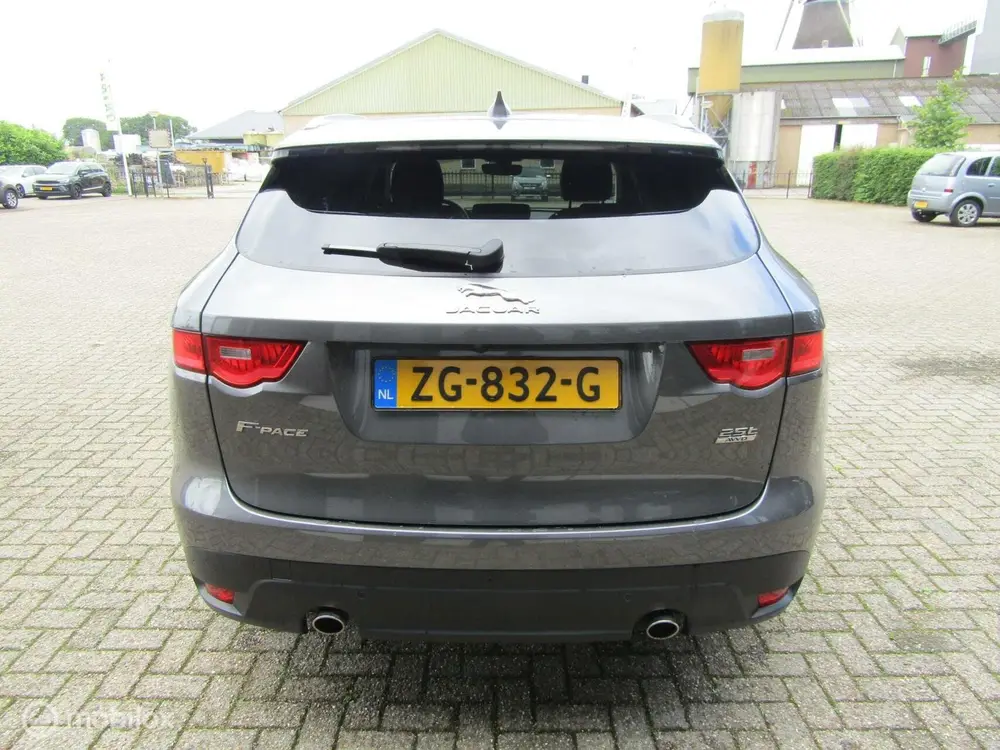 Jaguar F-Pace 2.0t AWD R-Sport | Trekhaak, Winterpakket uit 2019, foto 6
