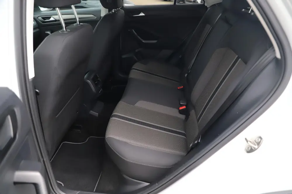 Volkswagen T-Roc 1.0 TSI Style Business Trekhaak 18 inch Zwa uit 2021, foto 8